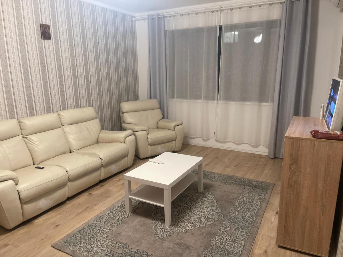 Greenfield Baneasa Apartment In Bukarest Exteriör bild