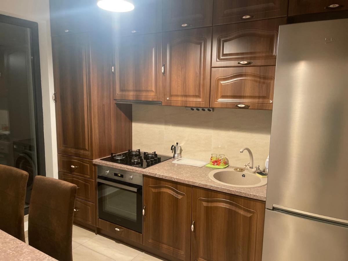 Greenfield Baneasa Apartment In Bukarest Exteriör bild