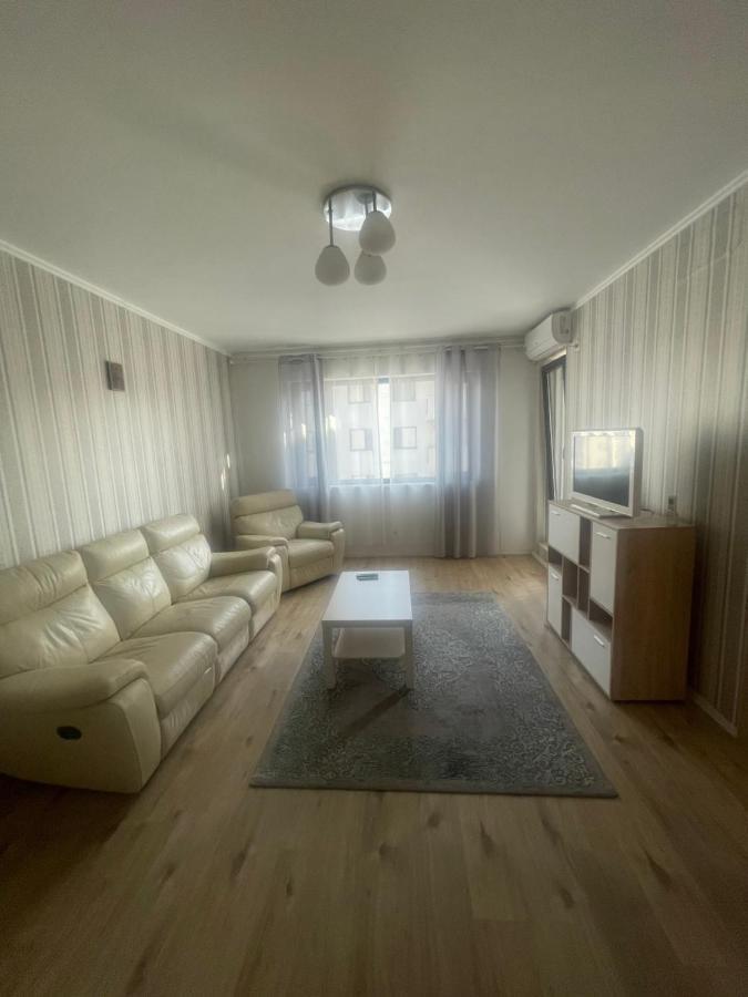 Greenfield Baneasa Apartment In Bukarest Exteriör bild